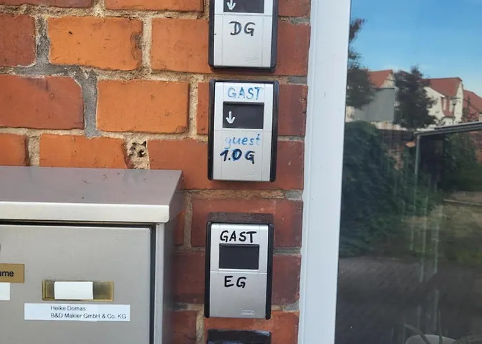 Grosse Im Eg Mit 2xac Apartman
