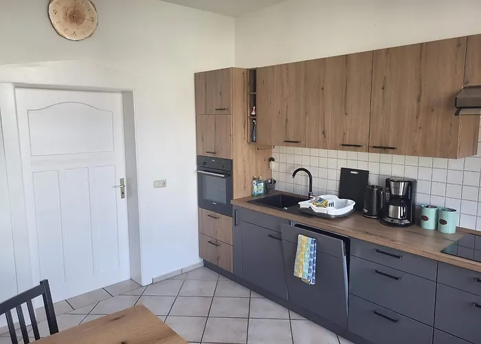 Grosse Im Eg Mit 2xac Apartman